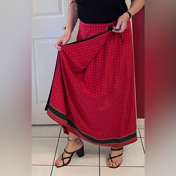 Liz Claiborne Red Long Maxi Silk Boho Style Skirt - Picture 3 of 12